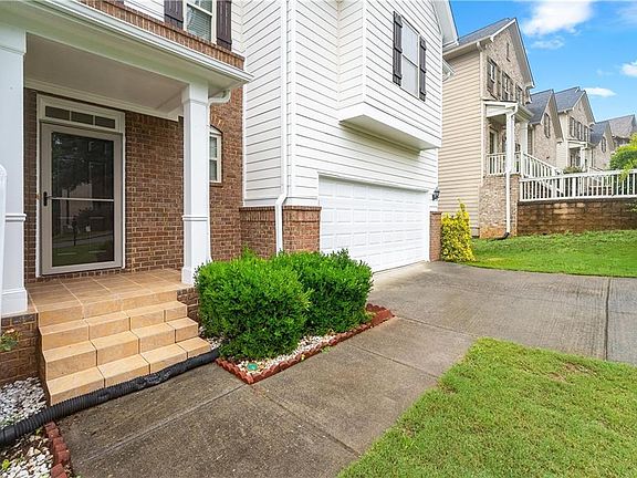 2nd image of 1240 Rocky Shoals Ln