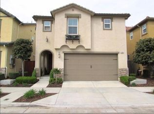 1564 N Dara Ave, Clovis, CA 93619
