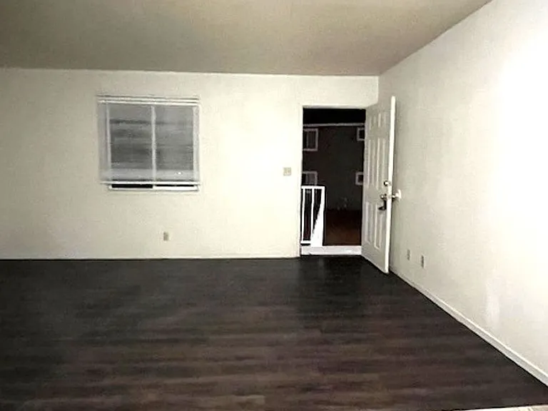 510 E 1st St, Hawthorne, NV 89415 — Photo 18