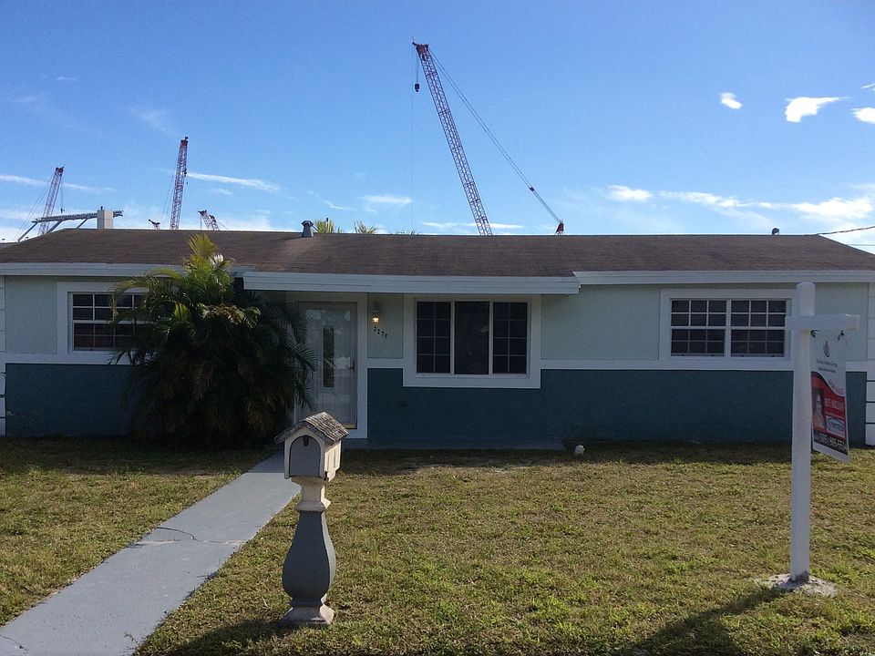 1st image of 2270 Nw 204 St