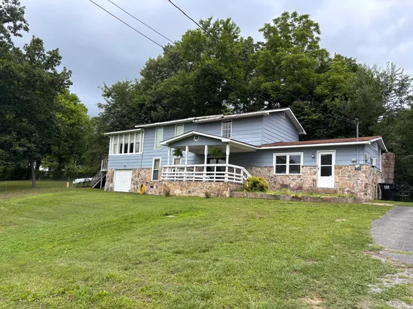511 Mohawk Trl, Rossville, GA 30741