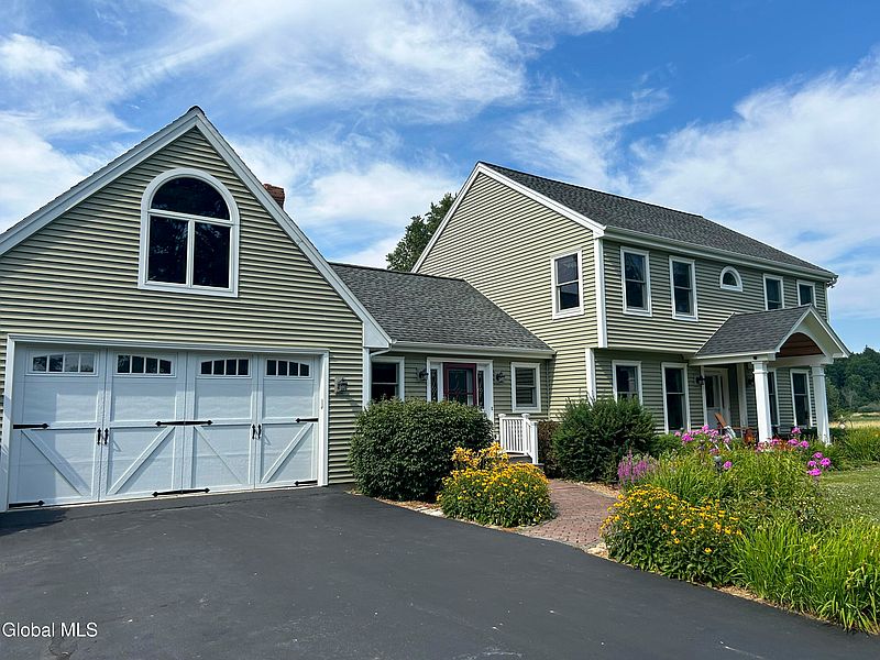 3rd image of 182 Charlton Road