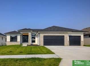 8012 N 166th St, Bennington, NE 68007