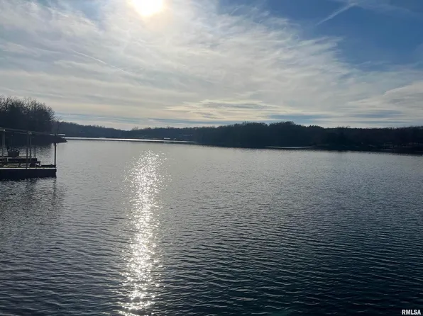 611 Sunset Dr, Marion, IL 62959