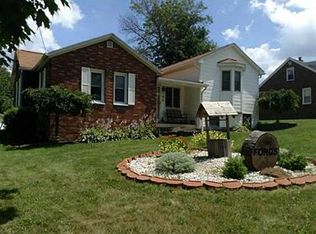 125 Mohawk School Rd, New Castle, PA 16102