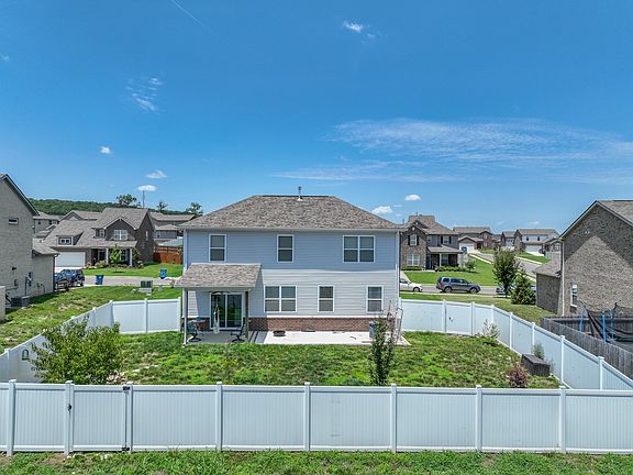 2nd image of 803 Amberton Dr