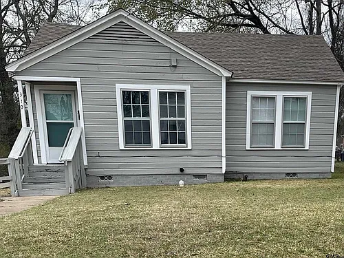 310 Boon Ave Photo 1