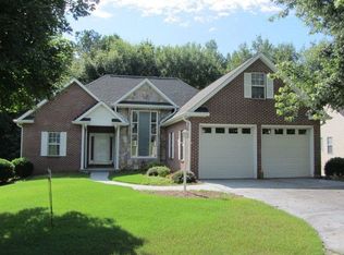 110 Manor Way, Carrollton, GA 30117