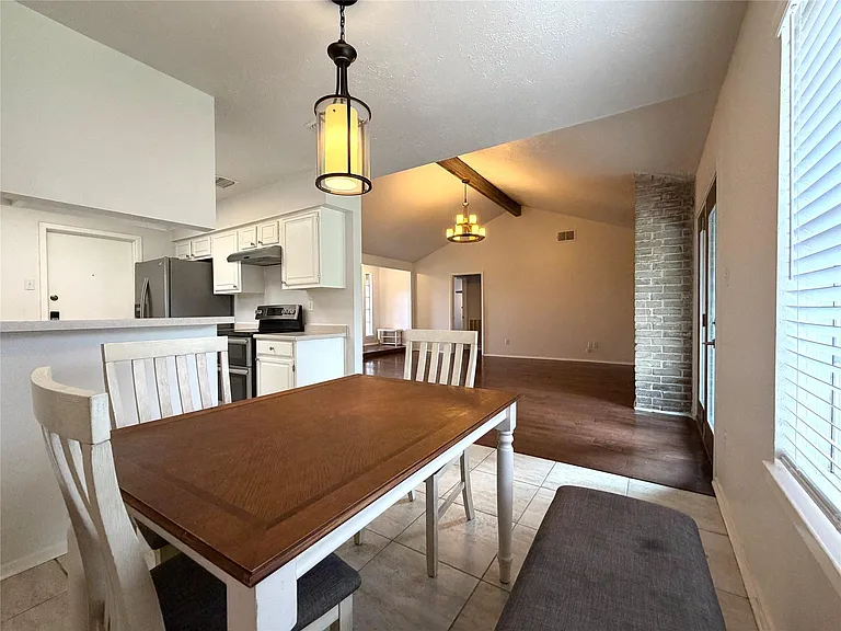 22319 Merrymount Dr — Photo 14