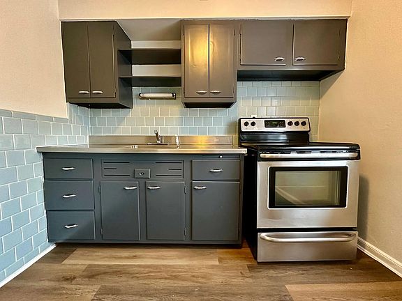 3rd image of 5948 Nagel Ave APT 2E