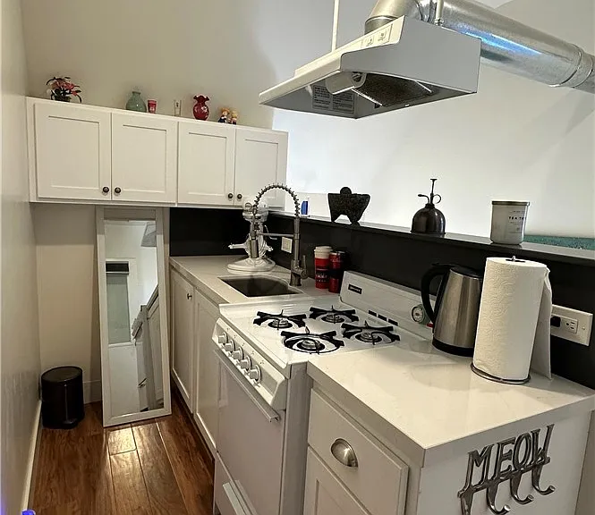 927 6th St #927 — Photo 7