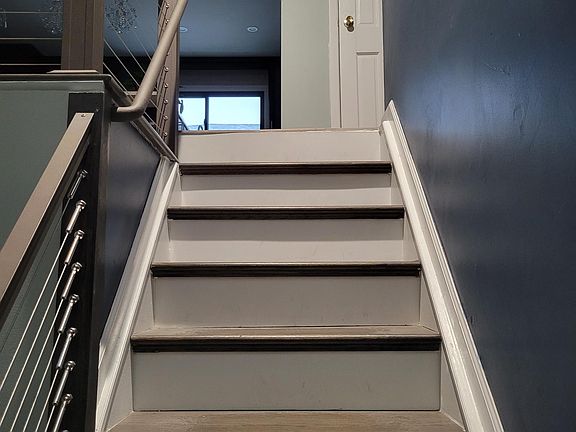 5th image of 179 Dawson Cir #2F