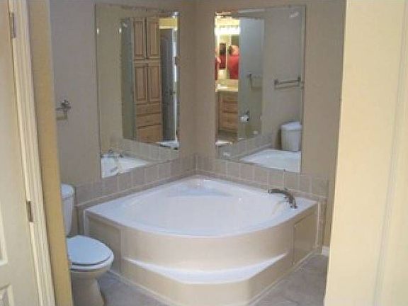 Master Bath Garden Tub