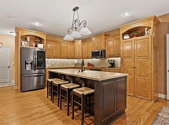 4th image of 6355 N White Oak Ct