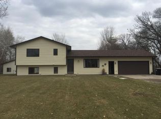 19523 Jackson St NE, East Bethel, MN 55011
