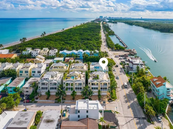348 Elm St #B-10, Hollywood, FL 33019