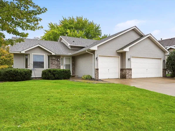 9213 Queens Gdns, Minneapolis, MN 55443