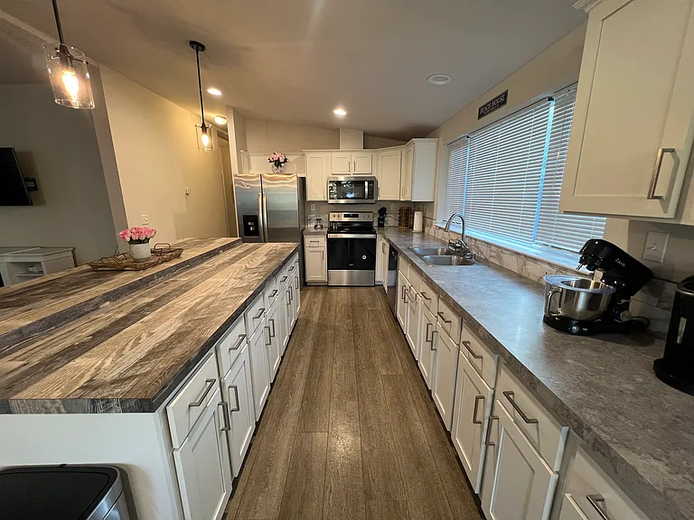 2242 Highway 101 N — Photo 22