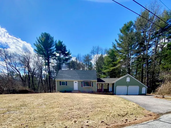12 Lincoln Street, Pelham, NH 03076