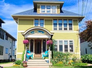 2740L S Shore Dr, Milwaukee, WI 53207