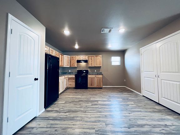 2104 E 10th St, Lubbock, TX 79403 | Zillow