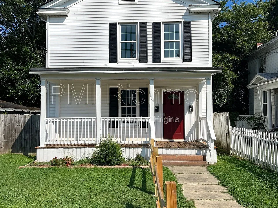 104 Lee Ave #B