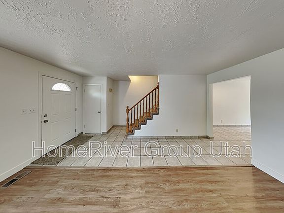 3rd image of 1785 E Northwoodside Dr