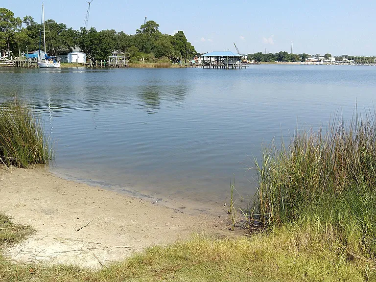 218 Betty Rd — Photo 20