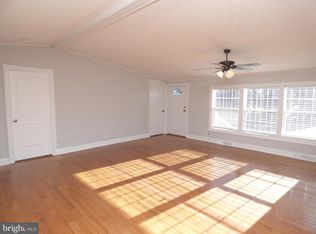 16100 Cobb Island Rd, Newburg, MD 20664