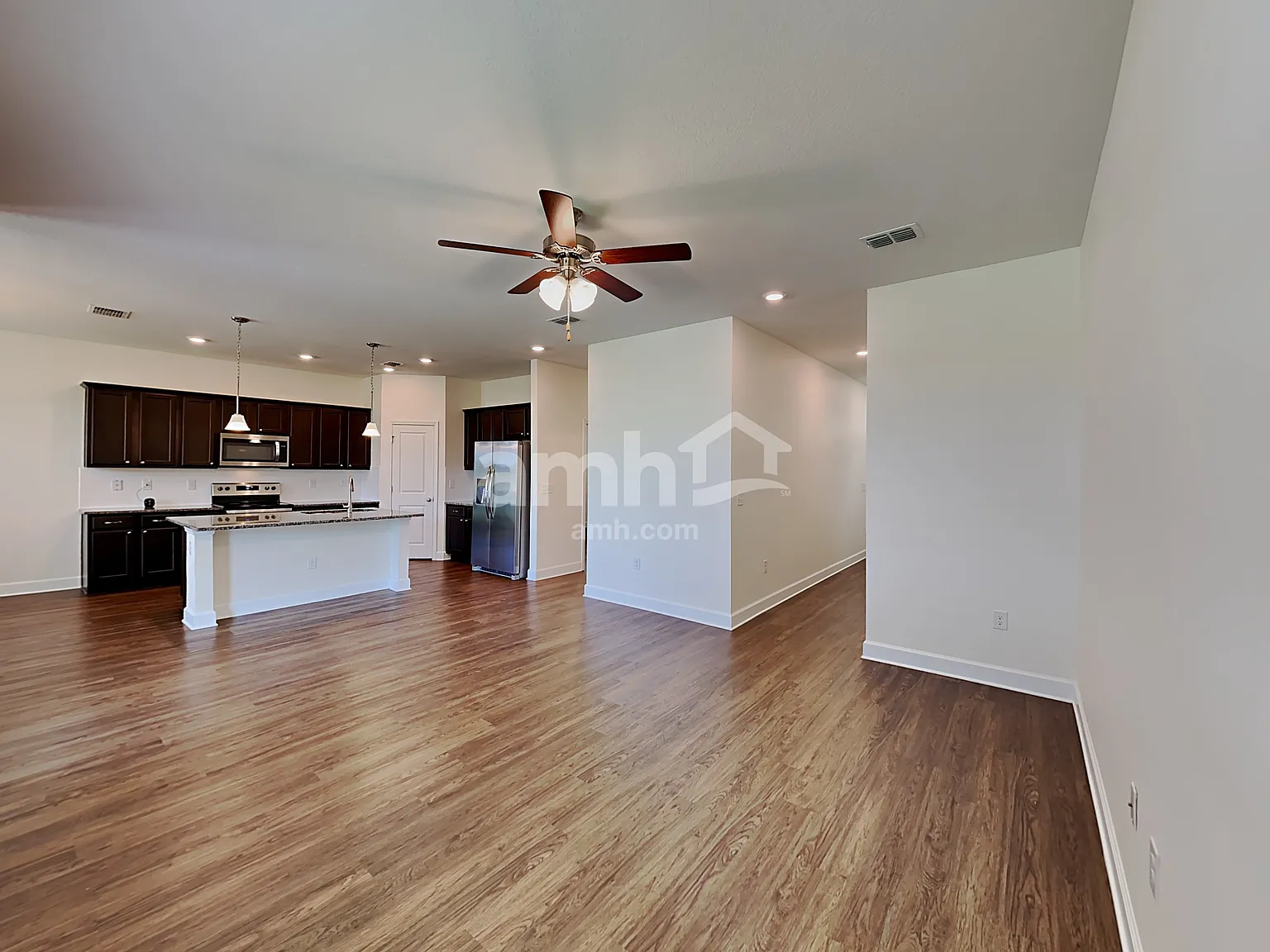 4 bed, 3.0 bath, 2229 sqft, $2,650 — Photo 4