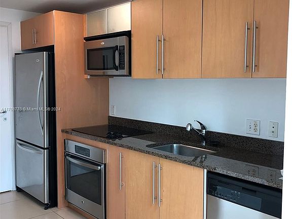 3rd image of 300 S Biscayne Blvd #L-804
