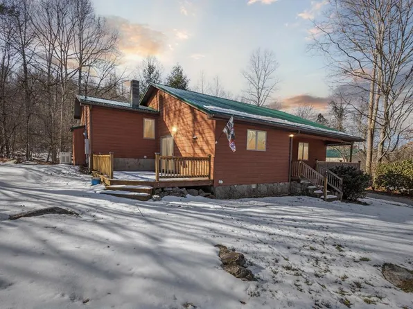 3159 Red Hill Rd, Gate City, VA 24251