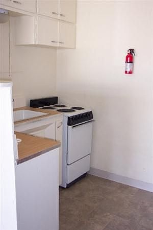 1st image of 1711 2nd St S APT 7