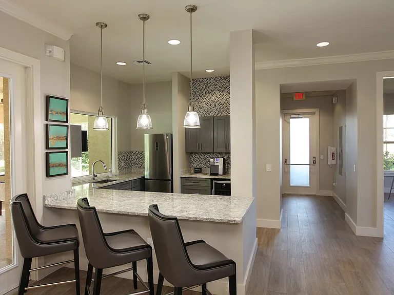 Cypress Grand — Photo 13
