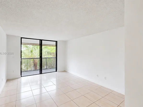 14201 N Kendall Dr #401D, Miami, FL 33183