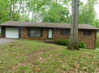 2021 Hutchinson Dr, Kingsport, TN 37660