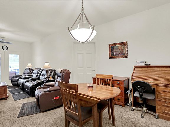 5th image of 5011 Amber Creek Pl APT 101