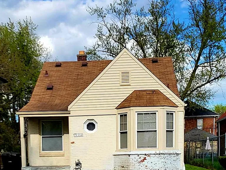 14592 Whitcomb St — Photo 1