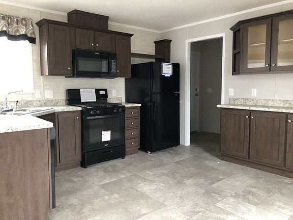 2nd image of 4616 Tampa Ct