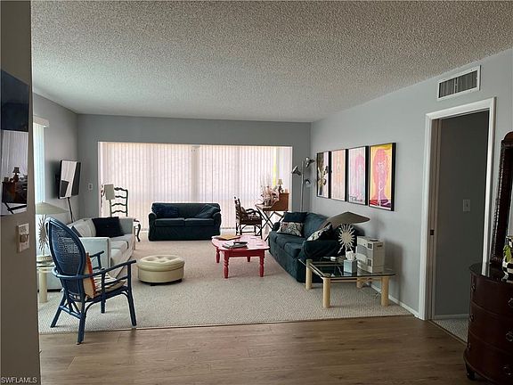 2nd image of 4140 Crayton Rd #6D