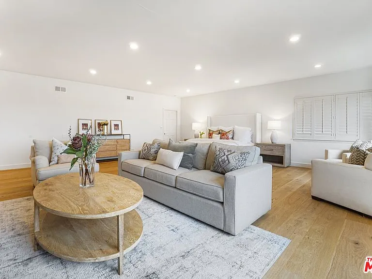 3485 Ridgeford Dr — Photo 32