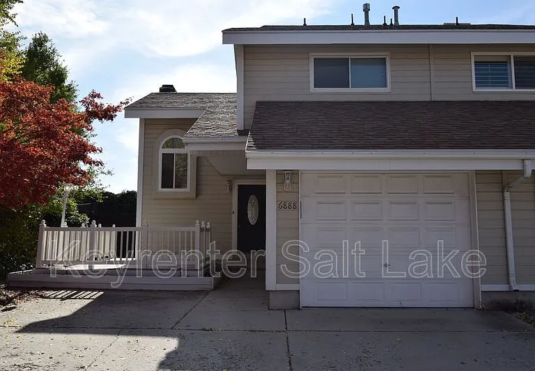 6888 S Hillside Village Cir — Photo 2