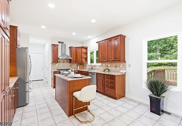 9 Stirrup Way — Photo 12