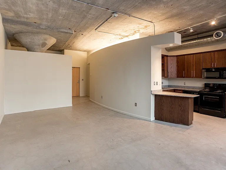 43 Burroughs St #201 — Photo 10