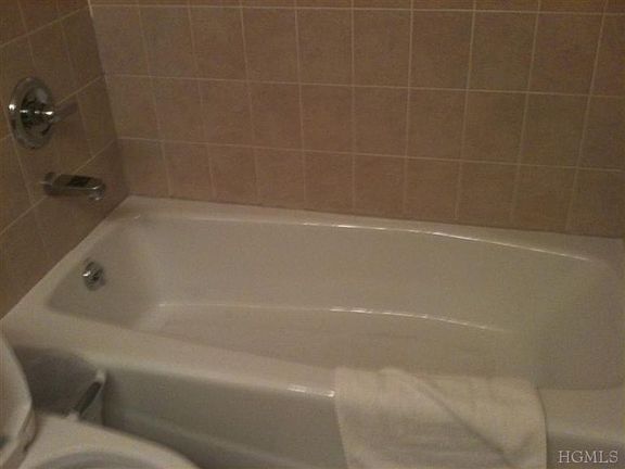 5th image of 3243 Riverdale Ave #1