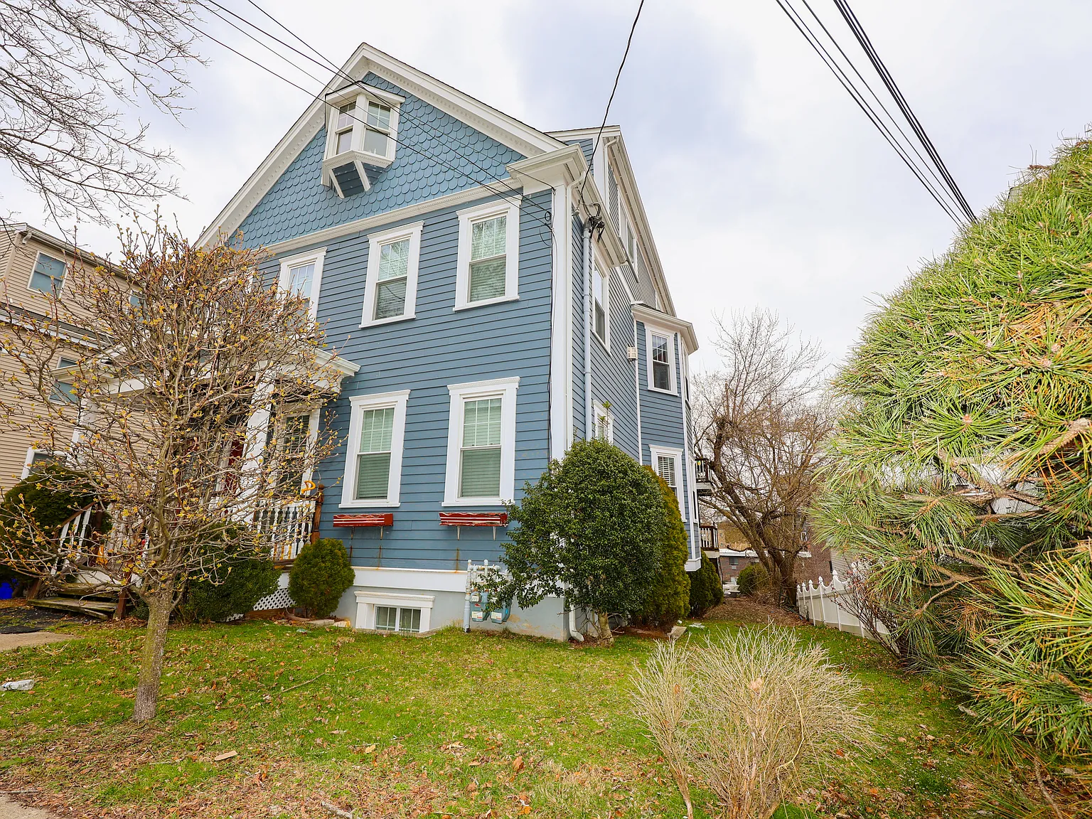 127 Nonantum St — Photo 4