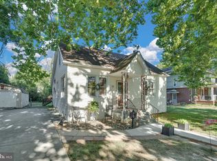 20 New Jersey Ave, Blackwood, NJ 08012