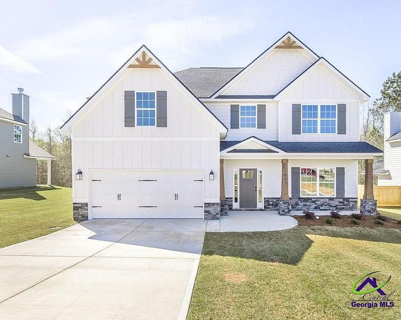 1st image of 241 Meadows Ln