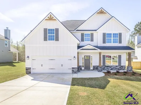 241 Meadows Ln, Bonaire, GA 31005