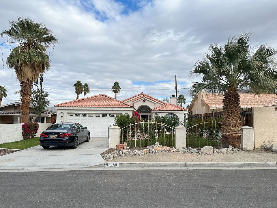 1st image of 52280 Avenida Madero